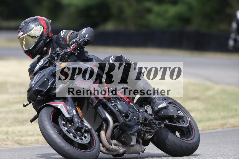 /32 07.07.2025 Plüss Moto Sport ADR/Freies Fahren/36